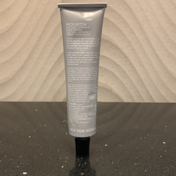 FRECK BEAUTY Rich Bitch Cactus + Vitamin C Moisturizer 1.7oz - Picture 13 of 14